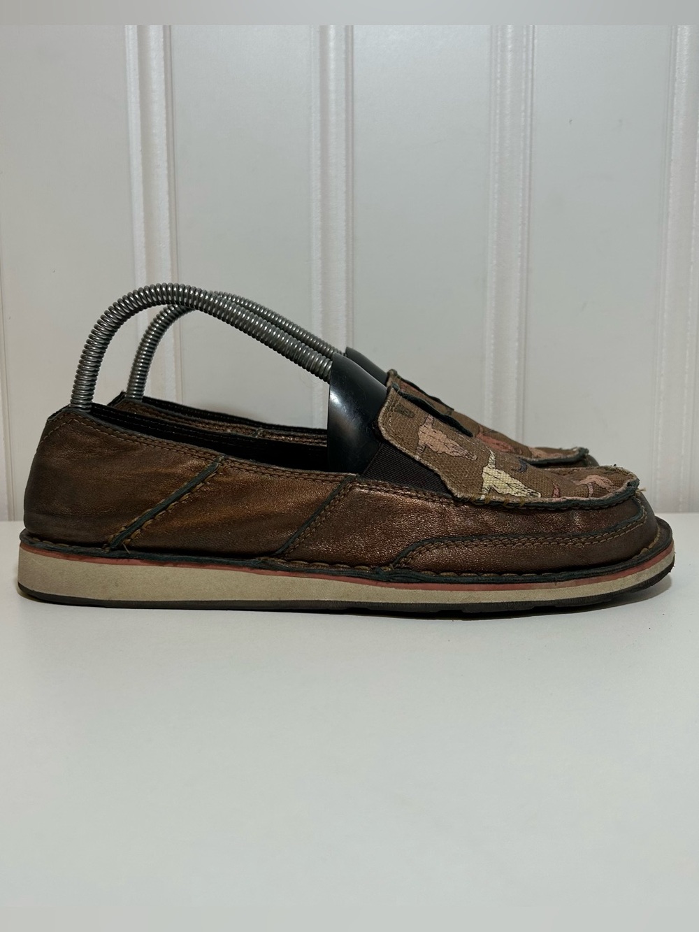 Ariat cruiser metallic bronze steelhead multicolor slip on
